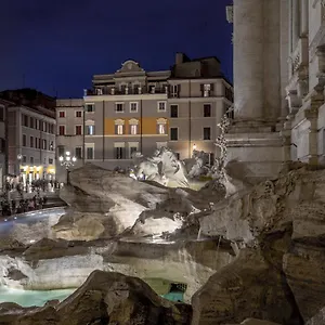 Apartment Trevi Ab Aeterno - Amazing View Of The Trevi Fountain, Rome